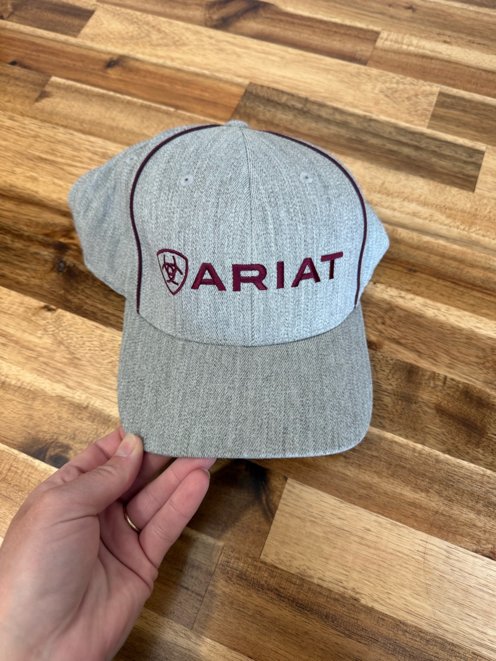 Ariat Black and Gray Flexfit Baseball Cap